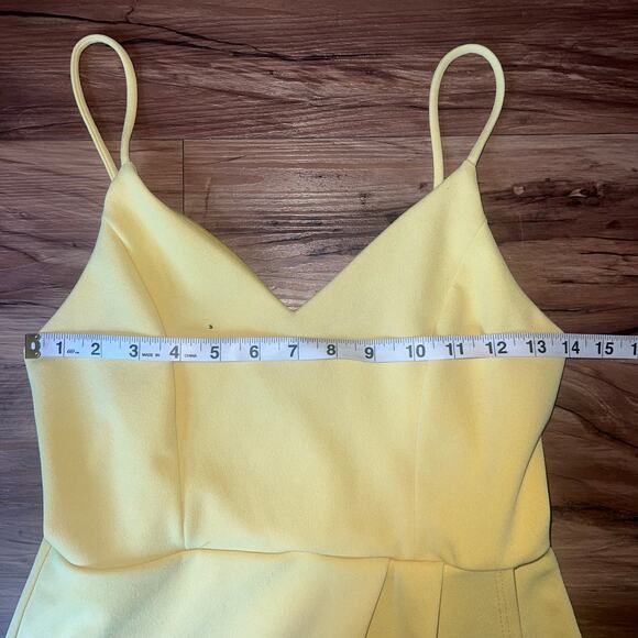 Yellow Spaghetti Strap V-Neck Bodycon Dress Size Medium - Picture 4 of 7
